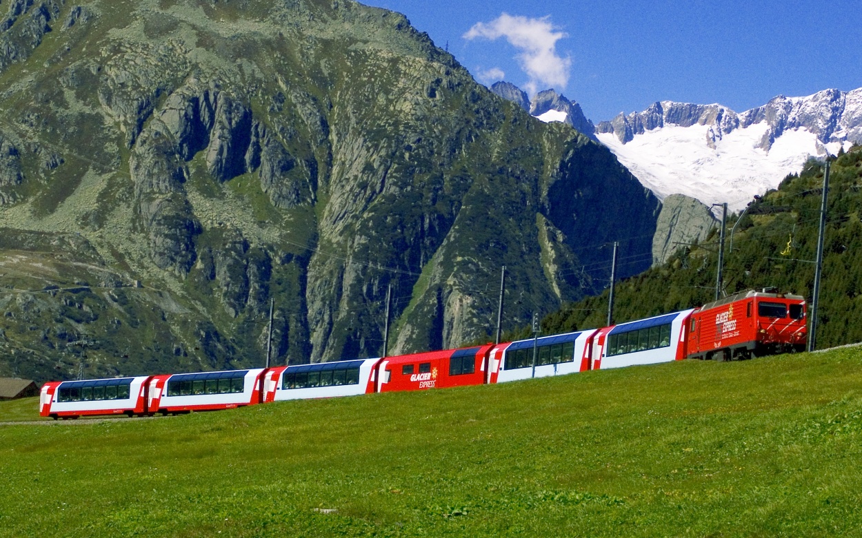 Glacier Express Schweizer Panoramazüge