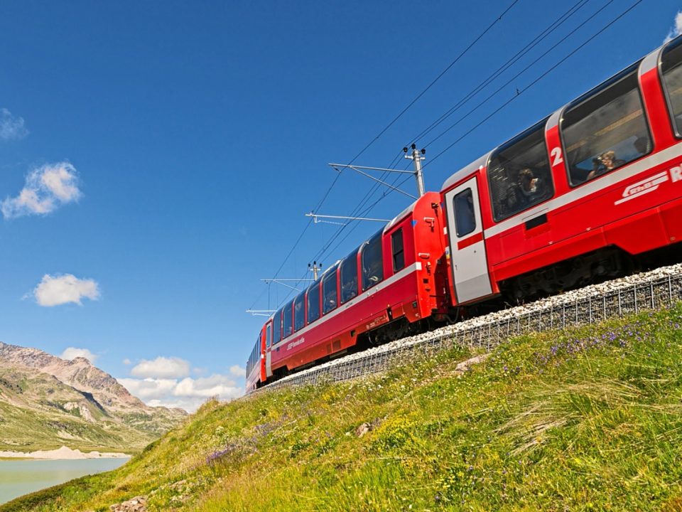 Zugreise Schweiz Panorama Züge