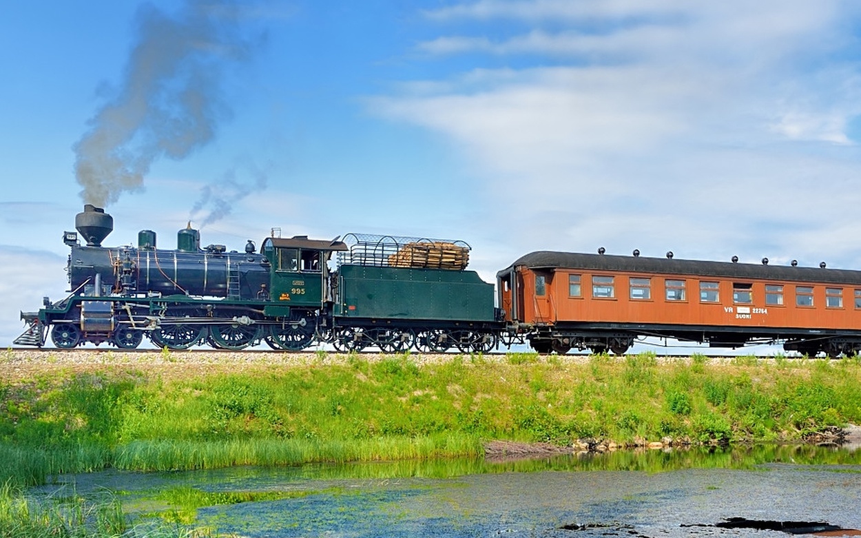 Eisenbahn Nostalgie Dampfzug Finnland Volldampf historischer Zug